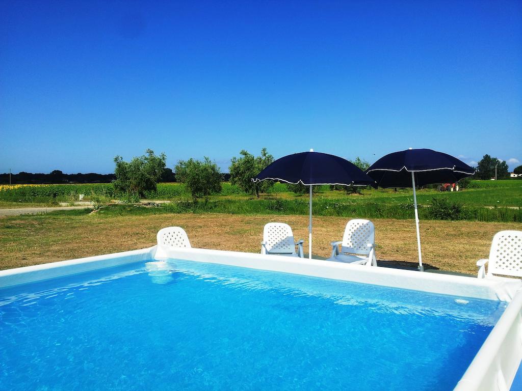 Agriturismo La Nocciolina เวนตูรีนา แตร์เม ภายนอก รูปภาพ
